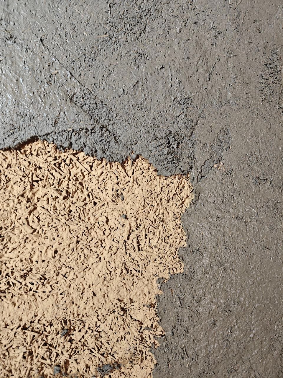 Détail enduit terre crue sur chènevotte (chanvre) — CARTDESIGN